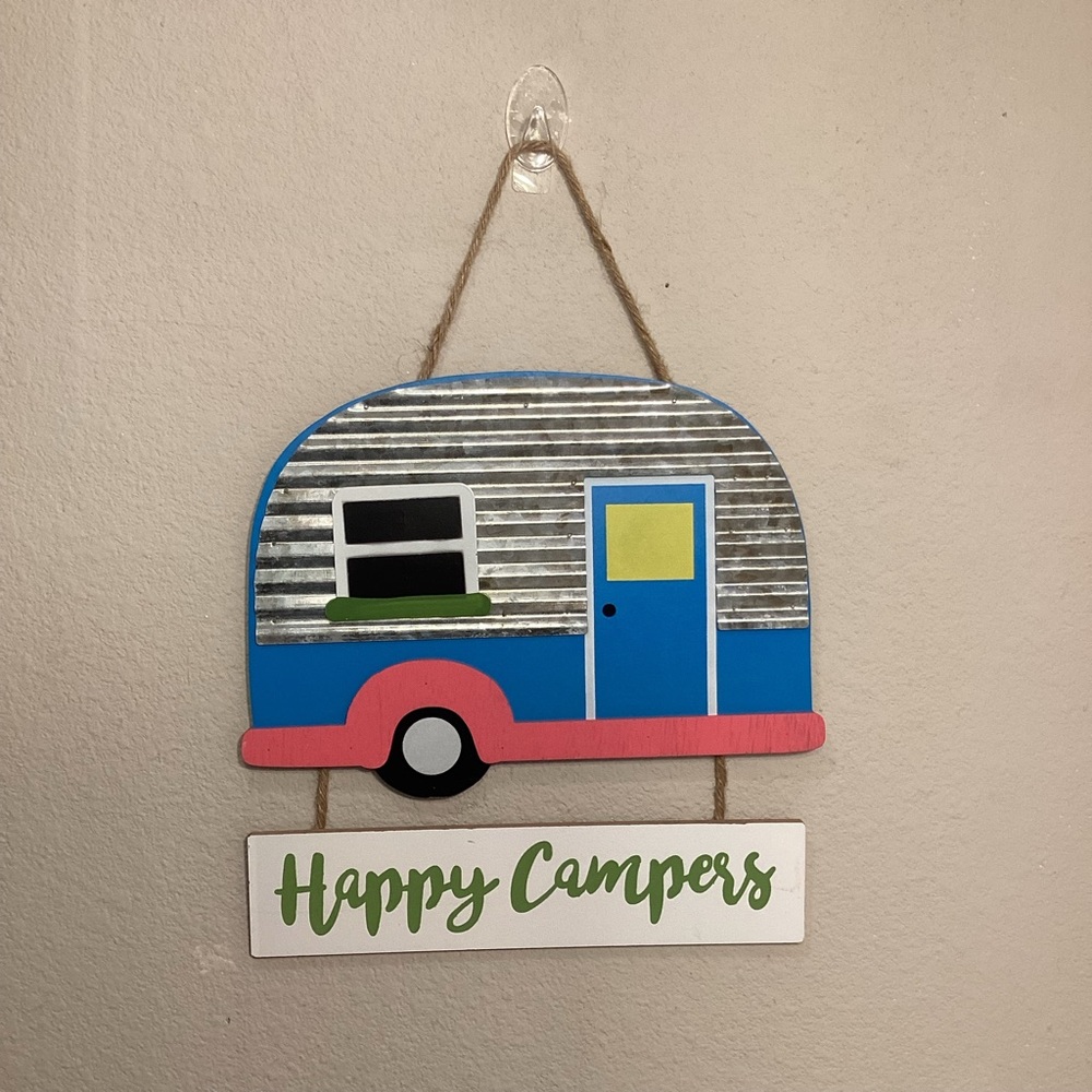“Happy Campers” Cute Hanging Sign